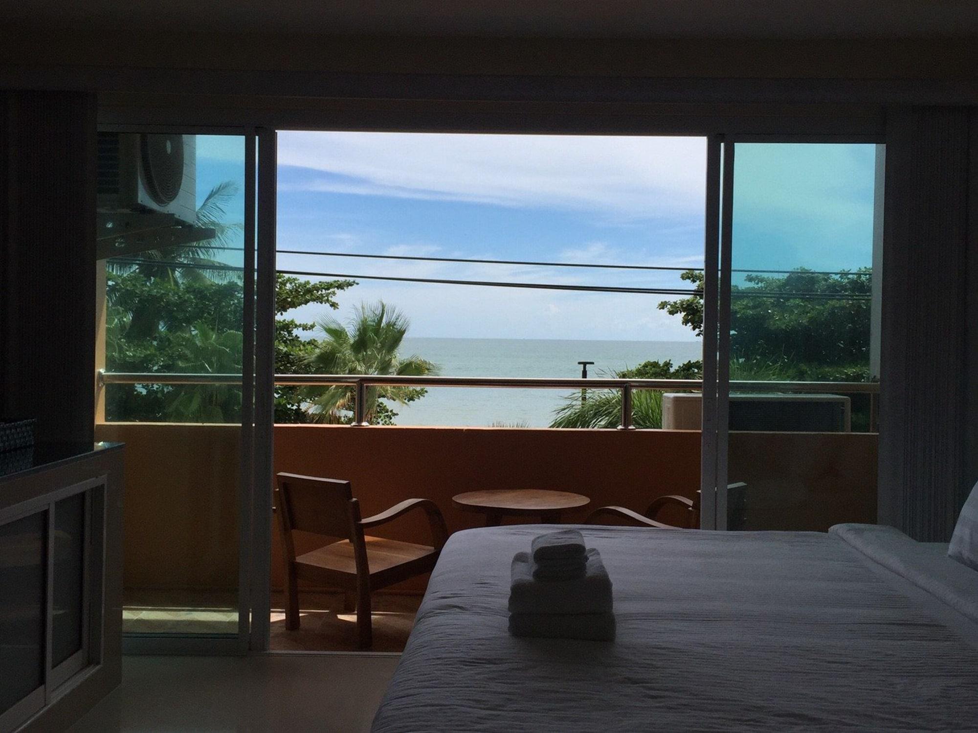 Marina Jomtien Beach Exterior foto